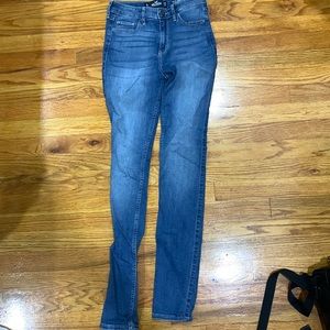 Three pairs of Hollister jeans all skinny from size 0-1 long